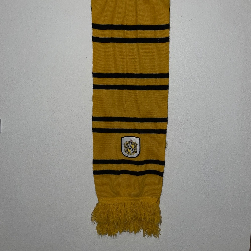 Harry Potter Scarf 🧣 Hufflepuff